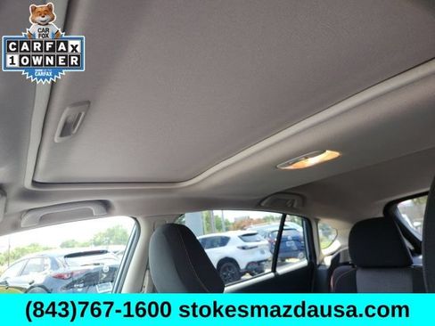 Used 2022 Subaru Crosstrek 2.0i Premium w/ Moonroof Package AWD/4WD image 17