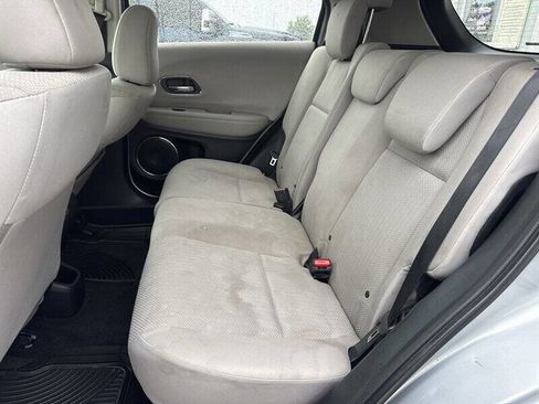 Used 2017 Honda HR-V EX image 19