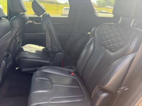 Used 2020 Hyundai Palisade Limited FWD image 16