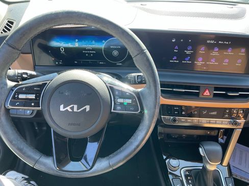 Used 2024 Kia Seltos EX FWD image 7