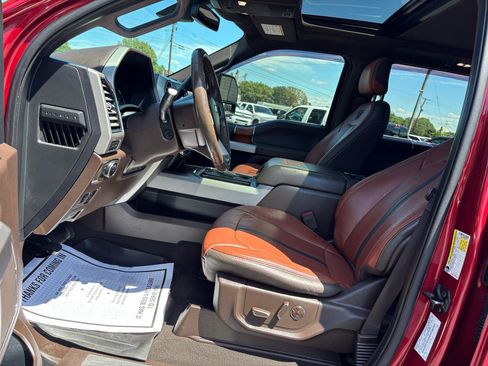 Used 2019 Ford F250 King Ranch w/ King Ranch Ultimate Package AWD/4WD image 16