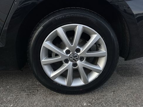 Used 2013 Volkswagen Jetta SE image 31