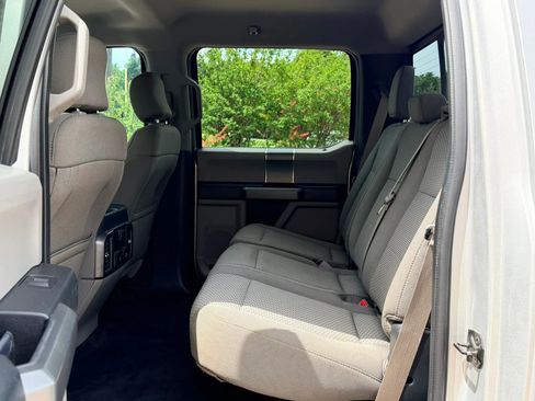 Used 2017 Ford F150 XLT w/ Equipment Group 302A Luxury RWD image 11