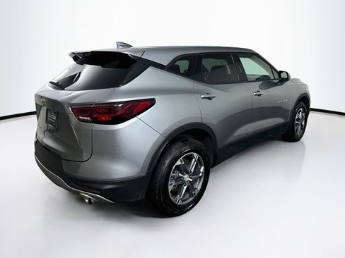 Used 2025 Chevrolet Blazer LT FWD image 9