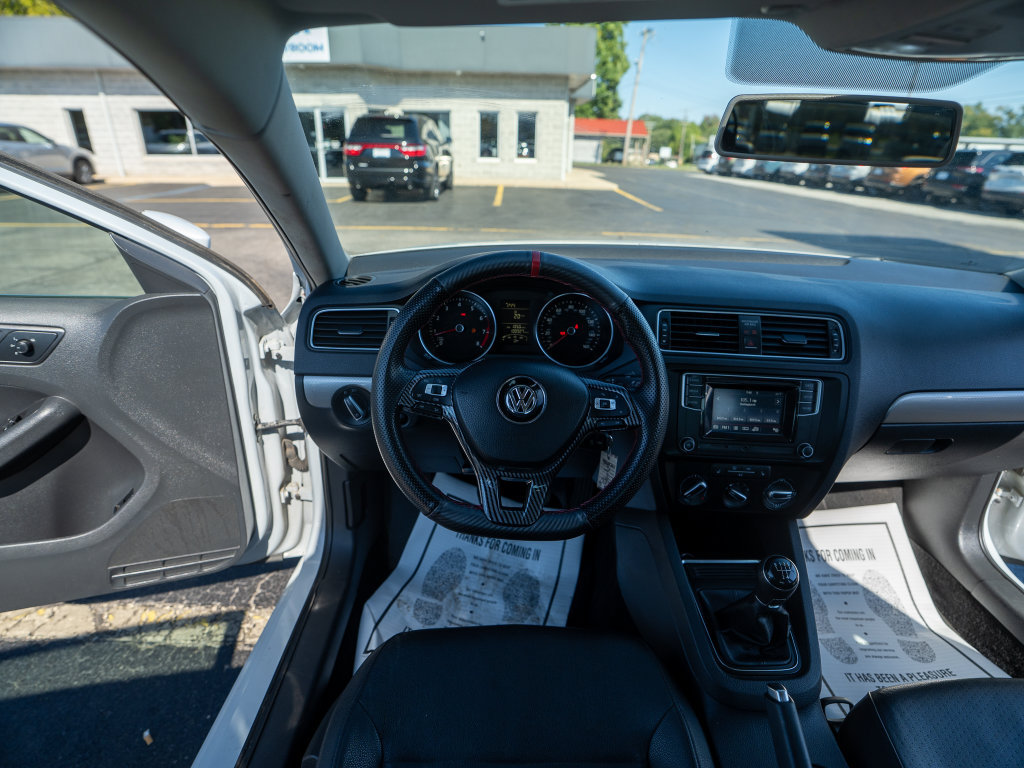 Used 2017 Volkswagen Jetta S w/ Jetta S Cold Weather Package FWD image 20