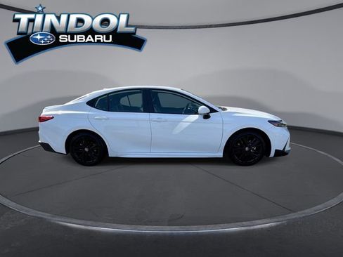 Used 2025 Toyota Camry SE FWD image 10