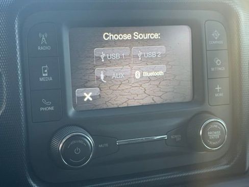 Used 2019 Jeep Wrangler Unlimited Sport image 31