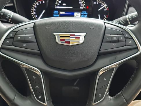 Used 2018 Cadillac XT5 Premium Luxury image 24