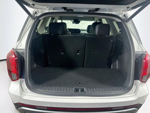 Used 2025 Hyundai Palisade SEL FWD image 30