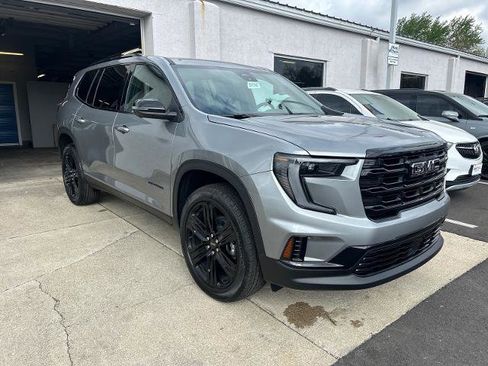 Used 2026 GMC Acadia Elevation w/ Black Edition FWD image 2