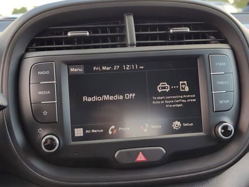 Used 2024 Kia Soul LX w/ Option Group 015 image 17