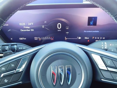 Certified 2025 Buick Envision Sport Touring image 30