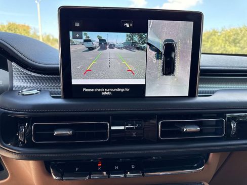 Used 2023 Lincoln Aviator Black Label w/ Dynamic Handling Package image 24