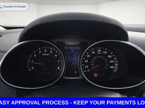 Used 2017 Hyundai Veloster Value Edition image 20