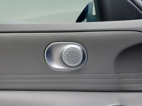 Certified 2024 Hyundai Elantra SE image 27