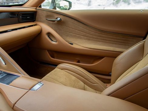 Used 2018 Lexus LC 500 Coupe image 18