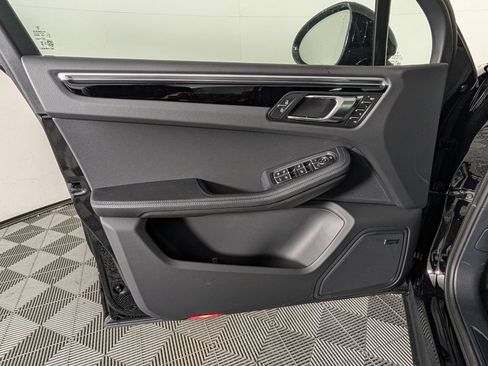 New 2026 Porsche Macan AWD/4WD image 24