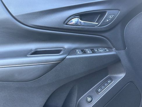 Used 2020 Chevrolet Equinox Premier w/ Premier Redline Edition AWD/4WD image 12