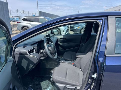 Used 2025 Toyota Corolla LE image 25