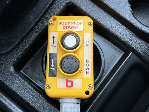 Used 2018 RAM 3500 Tradesman w/ Power & Remote Entry Group image 23