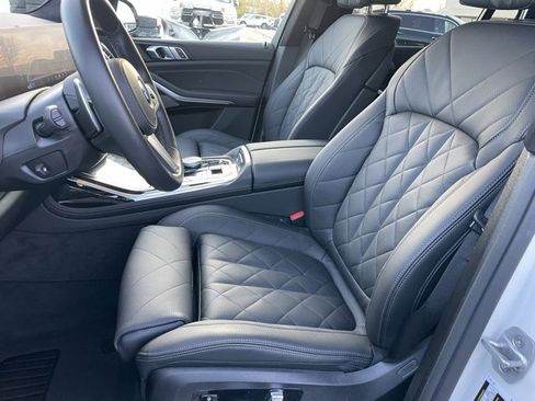 Certified 2026 BMW X7 xDrive40i image 6