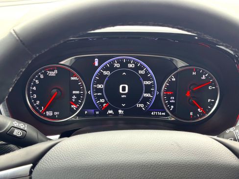 Used 2023 Chevrolet Traverse Premier w/ Redline Edition image 29