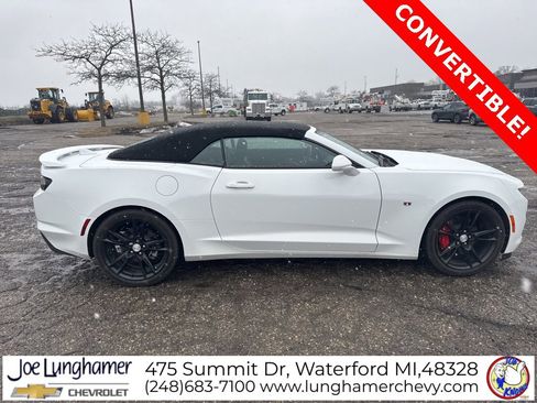 Used 2024 Chevrolet Camaro LT w/ RS Package image 3