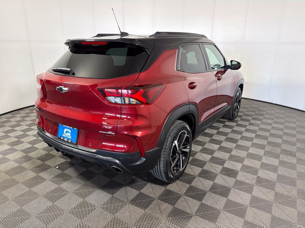 Used 2022 Chevrolet TrailBlazer RS w/ Technology Package FWD image 7