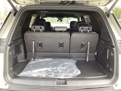 New 2026 Chevrolet Traverse Z71 w/ Driver Confidence Package image 16