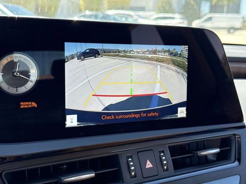 Used 2025 Lexus ES 350 w/ Premium Package image 24