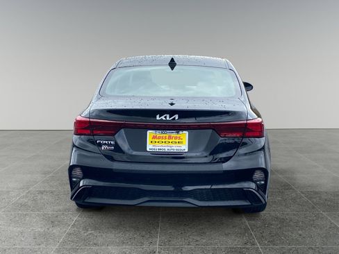 Used 2024 Kia Forte LXS image 4