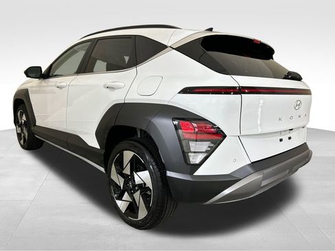 Used 2024 Hyundai Kona Limited AWD/4WD image 3