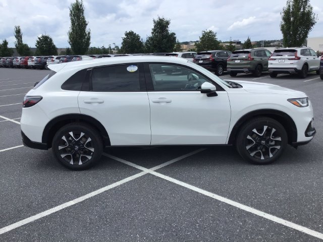New 2027 Honda HR-V EX-L image 2