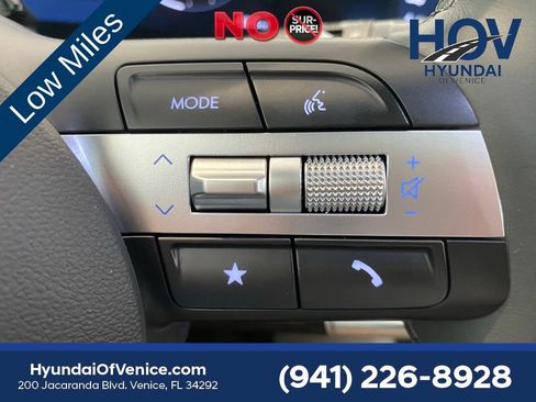 Certified 2025 Hyundai Tucson Limited FWD image 29
