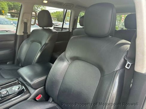 Used 2020 INFINITI QX80 Luxe w/ All-Season Package RWD image 7