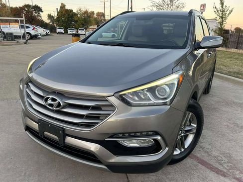 Used 2017 Hyundai Santa Fe Sport image 1