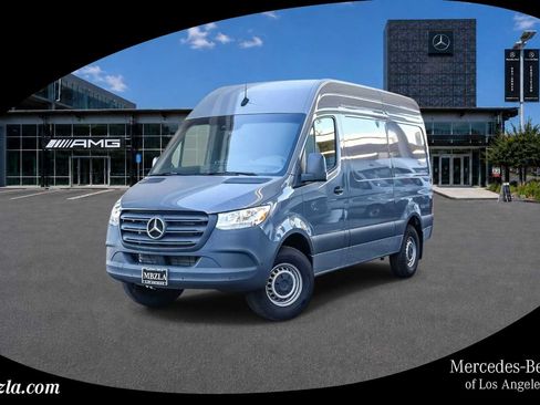 Used 2024 Mercedes-Benz Sprinter 2500 image 1