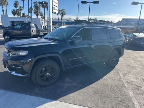 Used 2021 Jeep Grand Cherokee L Limited image 2
