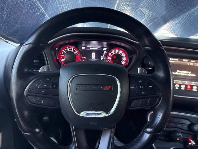 Used 2022 Dodge Challenger R/T w/ Driver Convenience Group RWD image 19