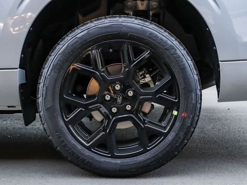 New 2026 Ford Maverick Lobo AWD/4WD image 10