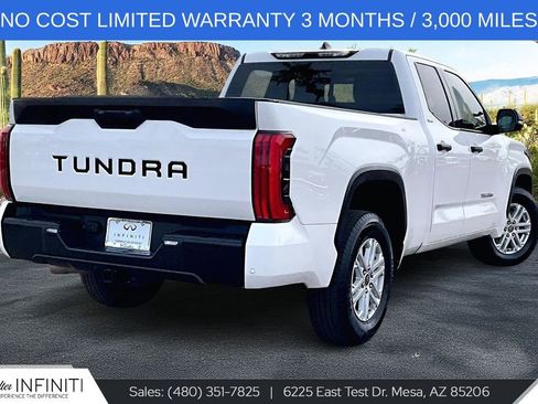Used 2022 Toyota Tundra SR5 w/ SR5 Convenience Package image 2