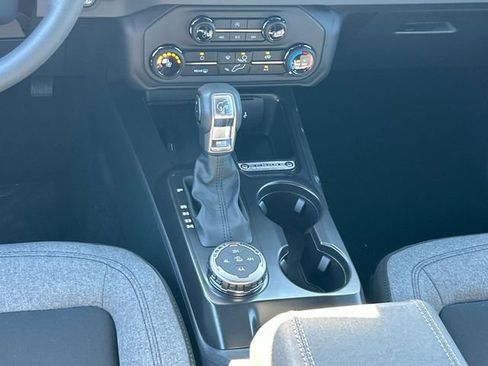 New 2026 Ford Bronco 4-Door w/ Sasquatch Package AWD/4WD image 17