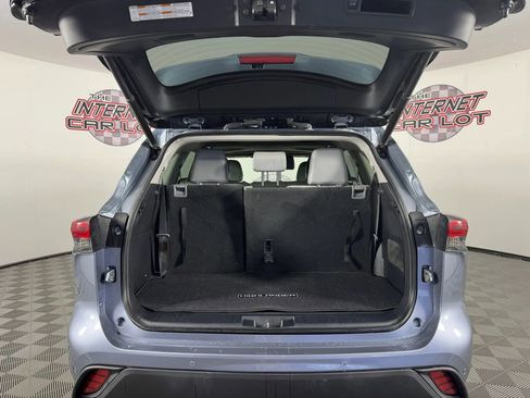 Used 2020 Toyota Highlander Limited image 27