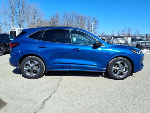 Certified 2023 Ford Escape ST-Line w/ Equipment Group 301A FWD image 9