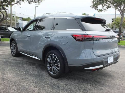 Used 2026 INFINITI QX60 Luxe w/ Cargo Package FWD image 14