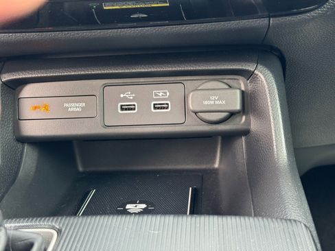 Used 2024 Honda Civic Touring image 31