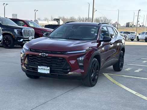 Used 2024 Chevrolet Trax ACTIV w/ Driver Confidence Package image 12