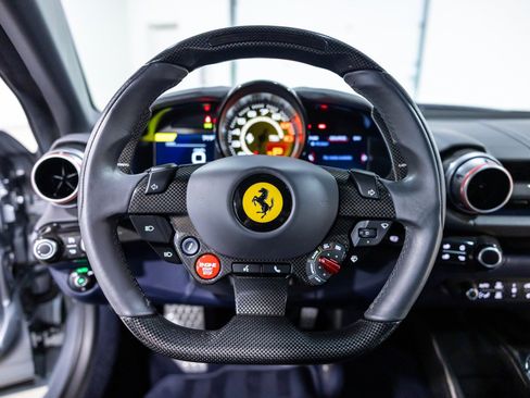 Used 2019 Ferrari 812 Superfast RWD image 38