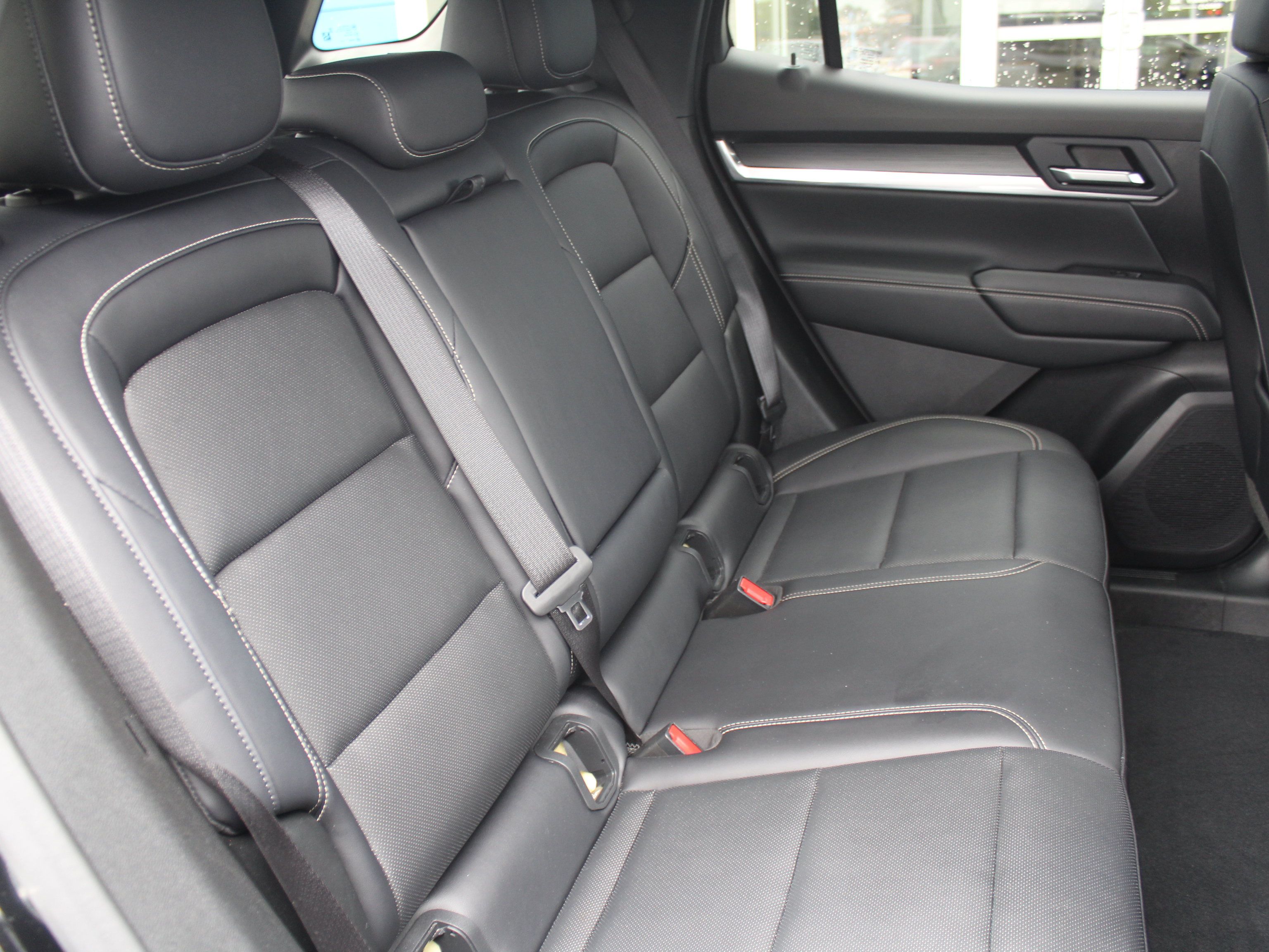 Used 2026 GMC Terrain Elevation w/ Elevation Premium Package AWD/4WD image 25