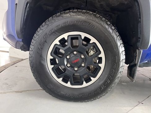 Used 2024 Toyota Tacoma TRD Off-Road w/ TRD Off Road Upgrade Package AWD/4WD image 13